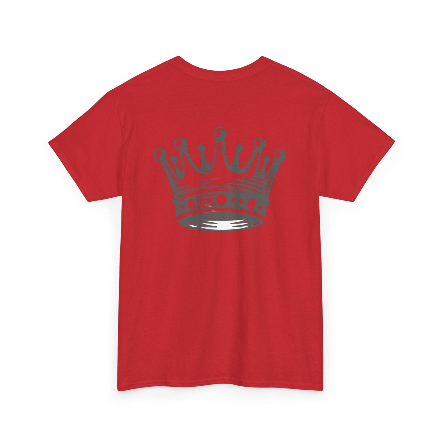 ONLY A KING CAN ATTRACT A QUEEN/ONLY A QUEEN CAN KEEP A KING FOCUSED Couples Tshirt 1