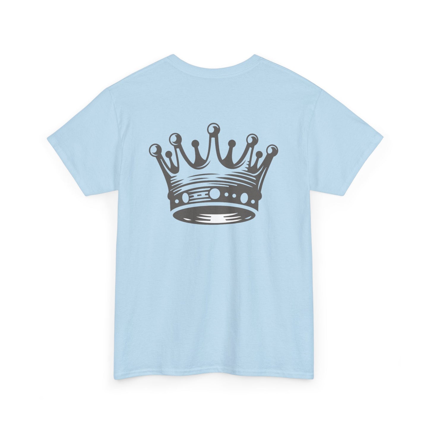 ONLY A KING CAN ATTRACT A QUEEN/ONLY A QUEEN CAN KEEP A KING FOCUSED Couples Tshirt 1