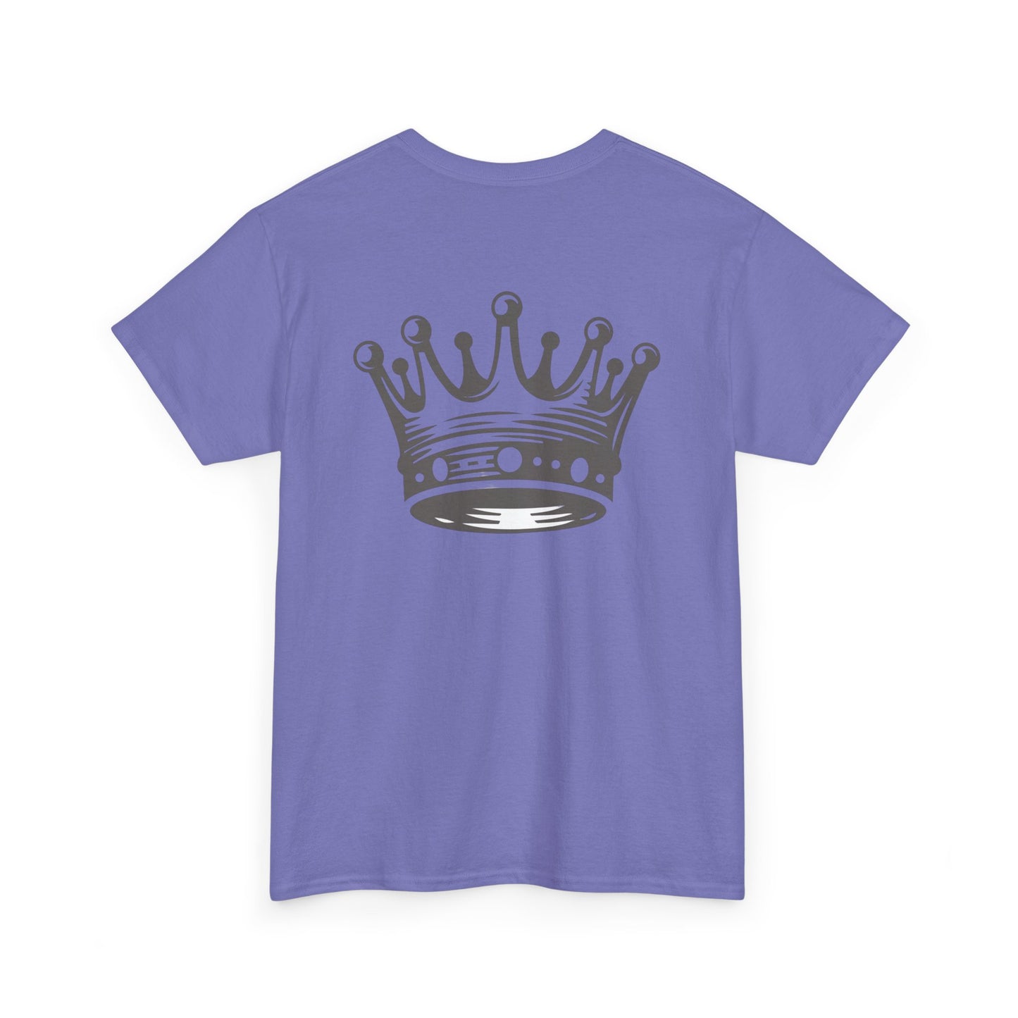 ONLY A KING CAN ATTRACT A QUEEN/ONLY A QUEEN CAN KEEP A KING FOCUSED Couples Tshirt 1