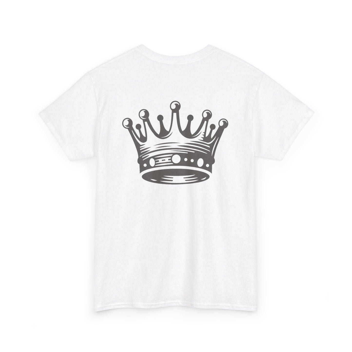 ONLY A KING CAN ATTRACT A QUEEN/ONLY A QUEEN CAN KEEP A KING FOCUSED Couples Tshirt 1