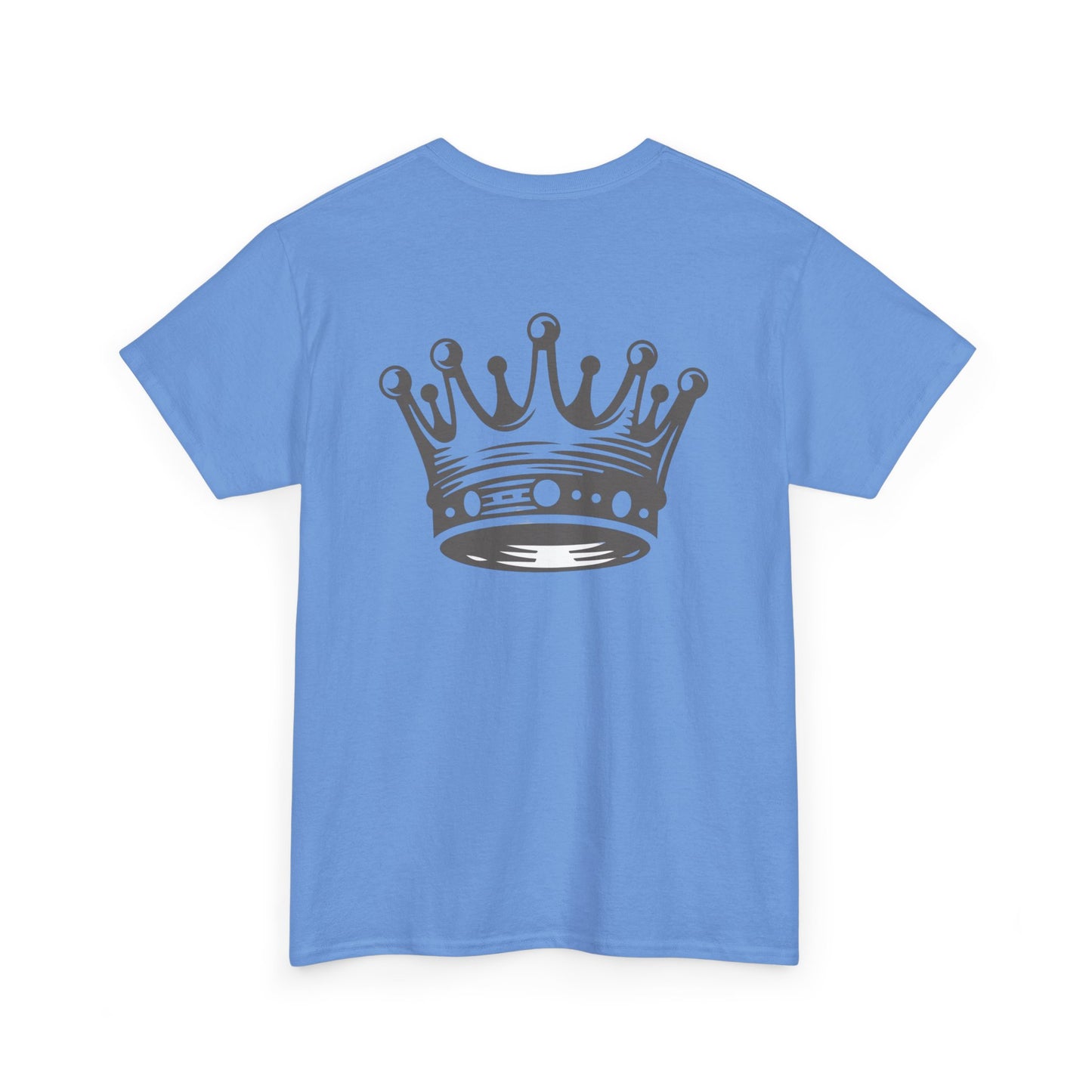 ONLY A KING CAN ATTRACT A QUEEN/ONLY A QUEEN CAN KEEP A KING FOCUSED Couples Tshirt 1