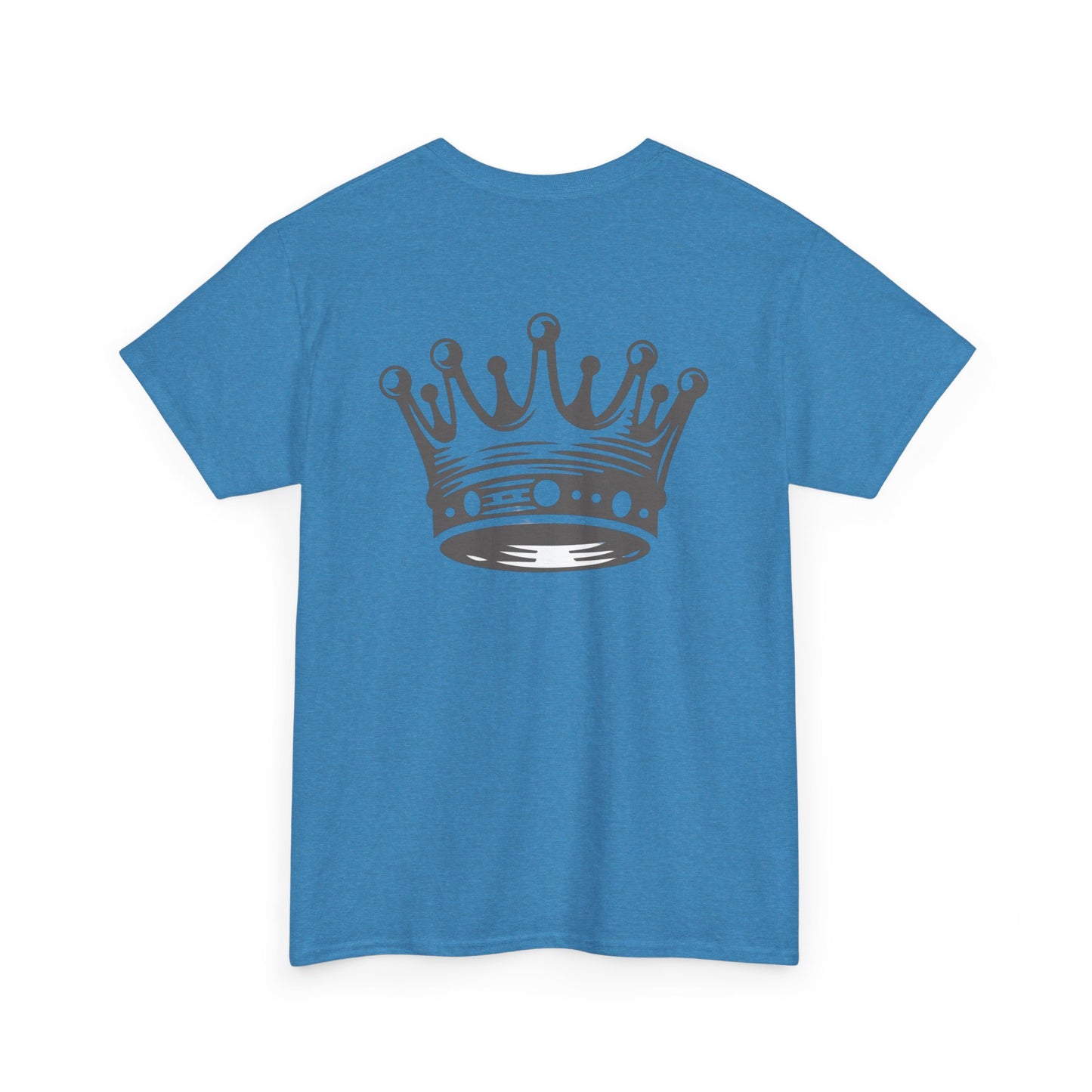 ONLY A KING CAN ATTRACT A QUEEN/ONLY A QUEEN CAN KEEP A KING FOCUSED Couples Tshirt 1